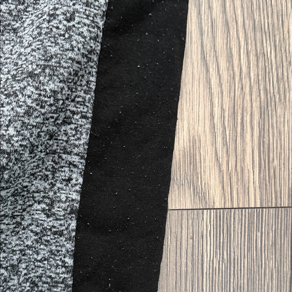 Men's Dual-Tone Joggers in Gray and Black - Picture 7 of 10